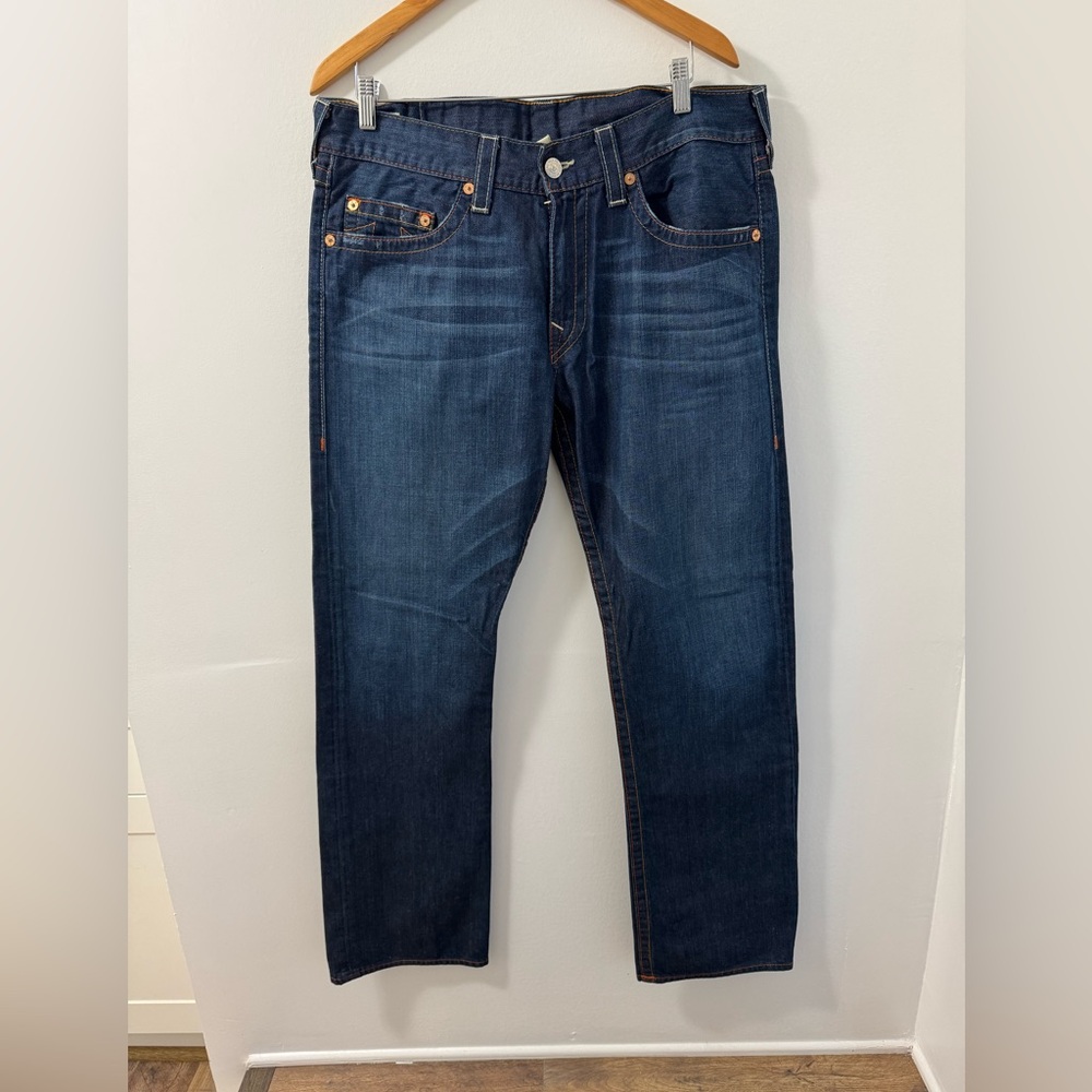 True Religion Bobby Jeans, Size 36 X 33, medium wash, very good condition